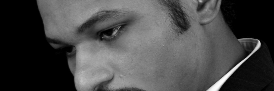 Thalen Kane cut out image chin on violin